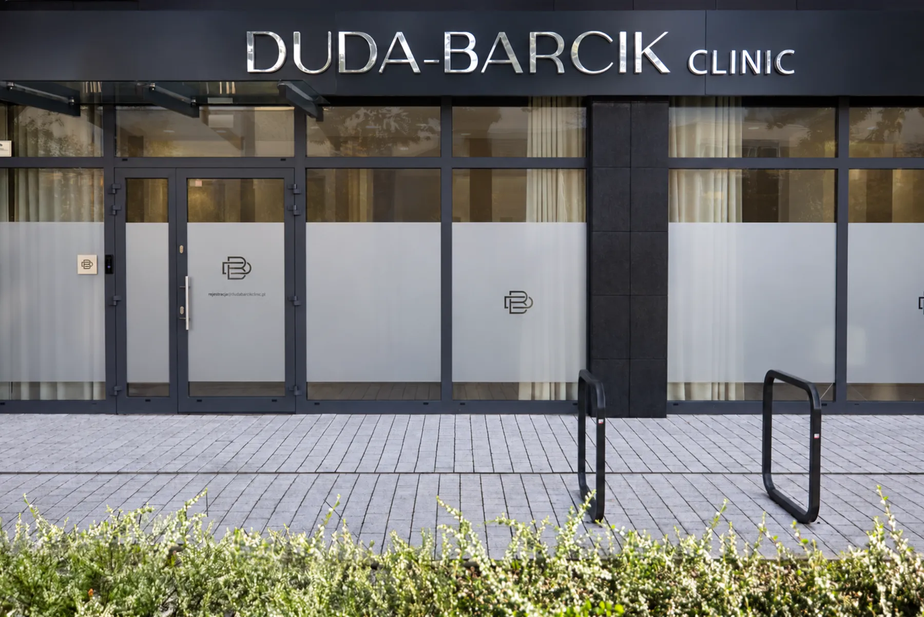 Wejście do Duda-Barcik Clinic